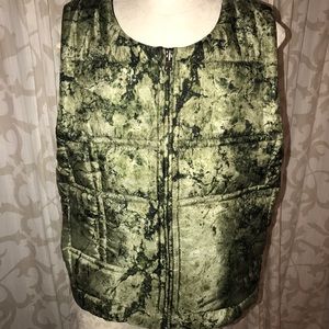 ❄️SALE❄️ Luxury camo Vest normally $400